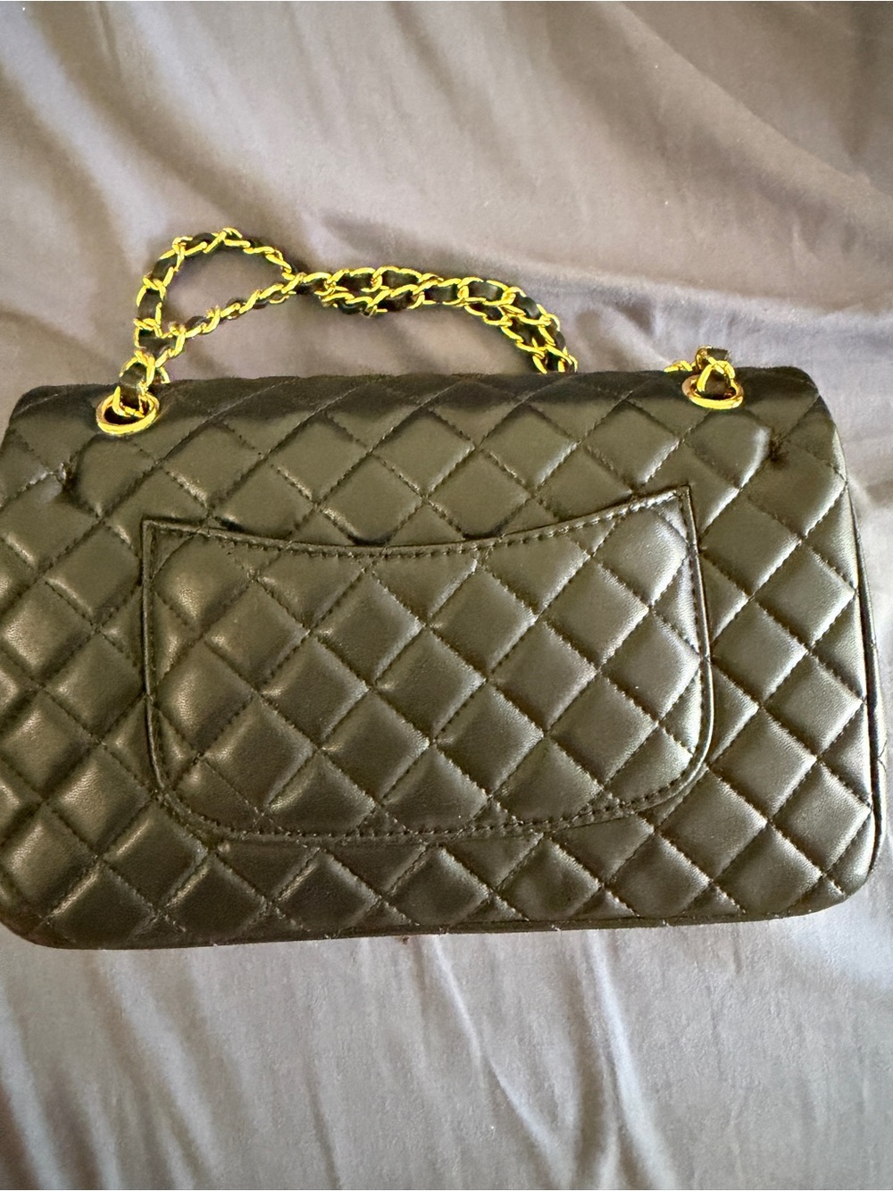 CHANEL Black Quilted Shoulder Bag with Gold Chain
with dust bag. No Box - Picture 4 of 9